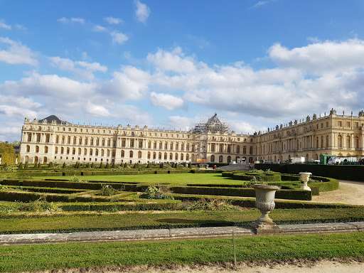 Versailles