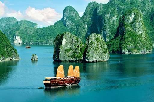 Ha Long Bay