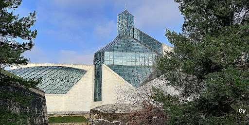 Mudam