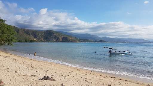 Jacotetan Beach